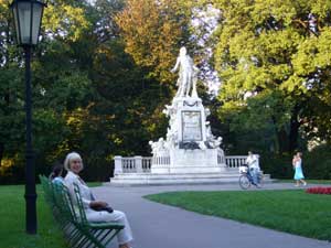 Mozart-Denkmal